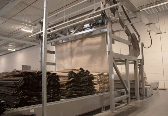 CAMPEN inlet for backing of tufted carpets